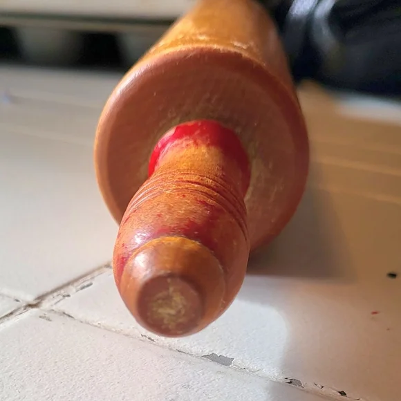 Vintage Rolling Pin Wooden Red Painted Handles  Farmhouse 17in Pies Retro - Picture 5 of 6